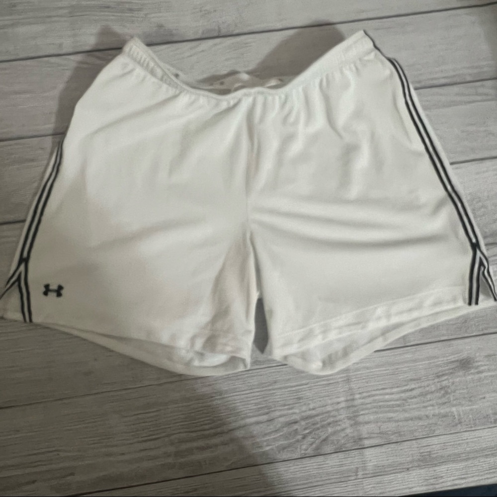 Under Armour Heat Gear White Shorts with Black Sides - Size Medium